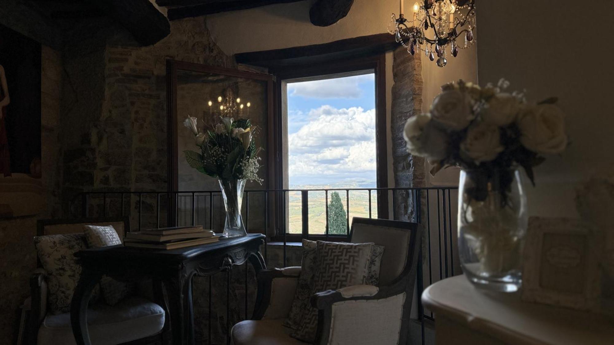Residenza Teatro Antico Hotel Todi Bagian luar foto